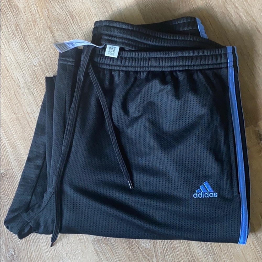 Adidas 3 stripes - Picture 4 of 6